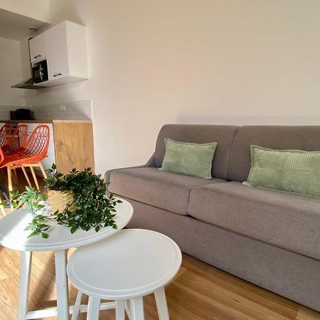Pois3Ouest - Vast Apartment At Poissonniere 8P Parijs Buitenkant foto