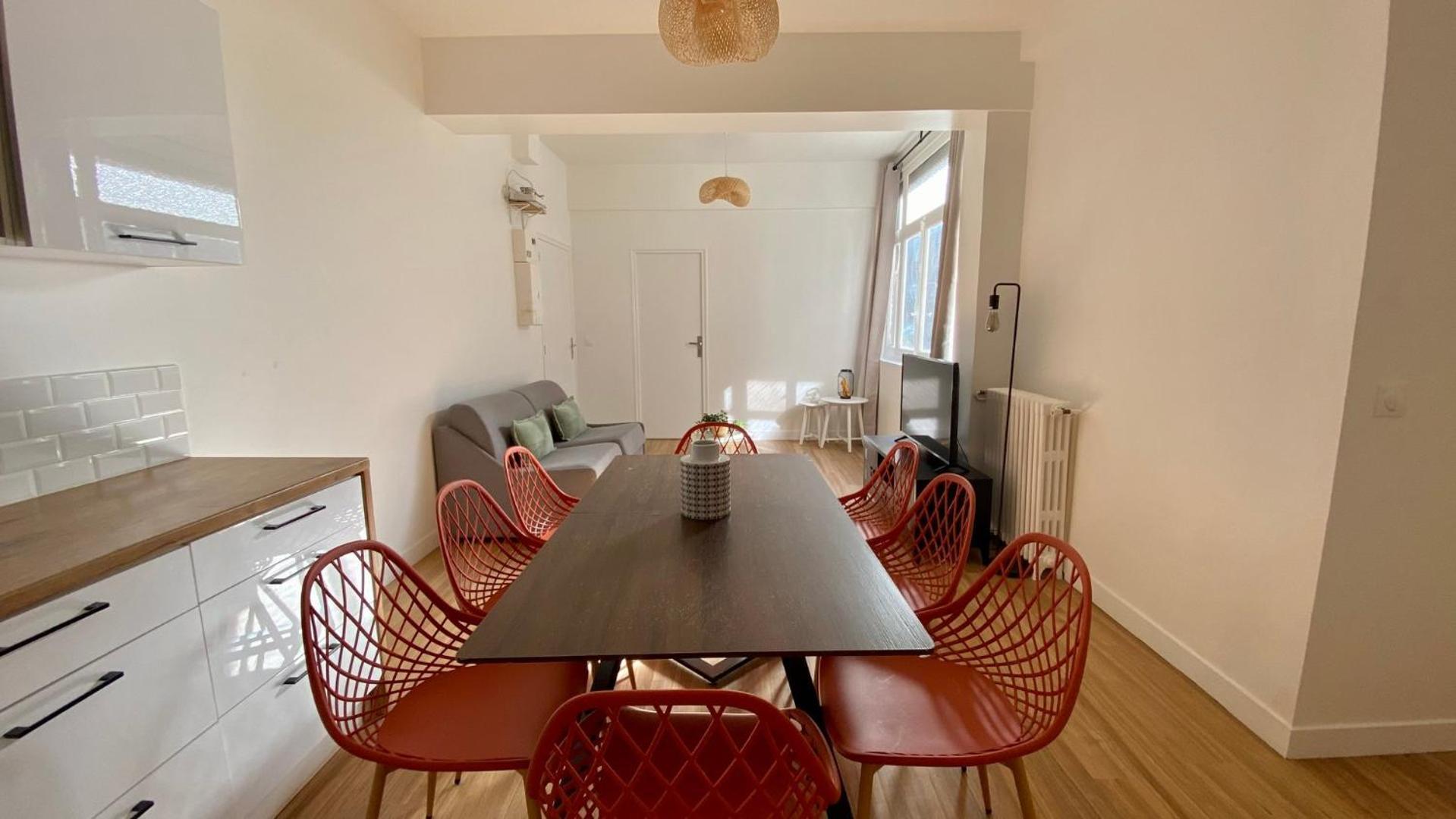 Pois3Ouest - Vast Apartment At Poissonniere 8P Parijs Buitenkant foto